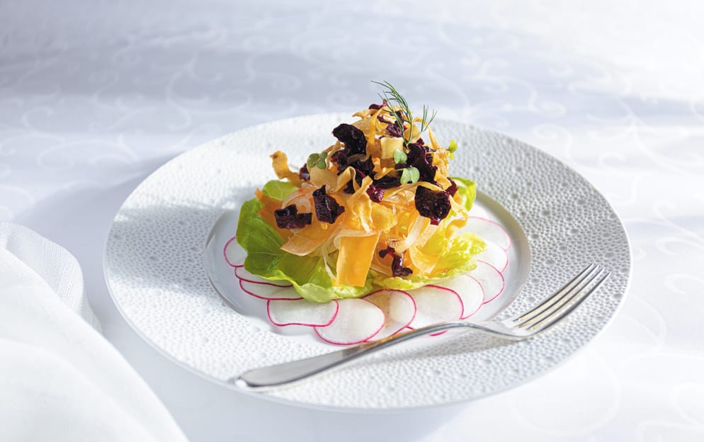 RSSC, Seven Seas Grandeur, Chartreuse 2.jpg